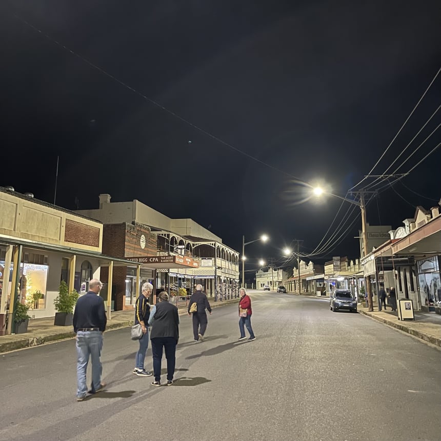 Canowindra peak hour