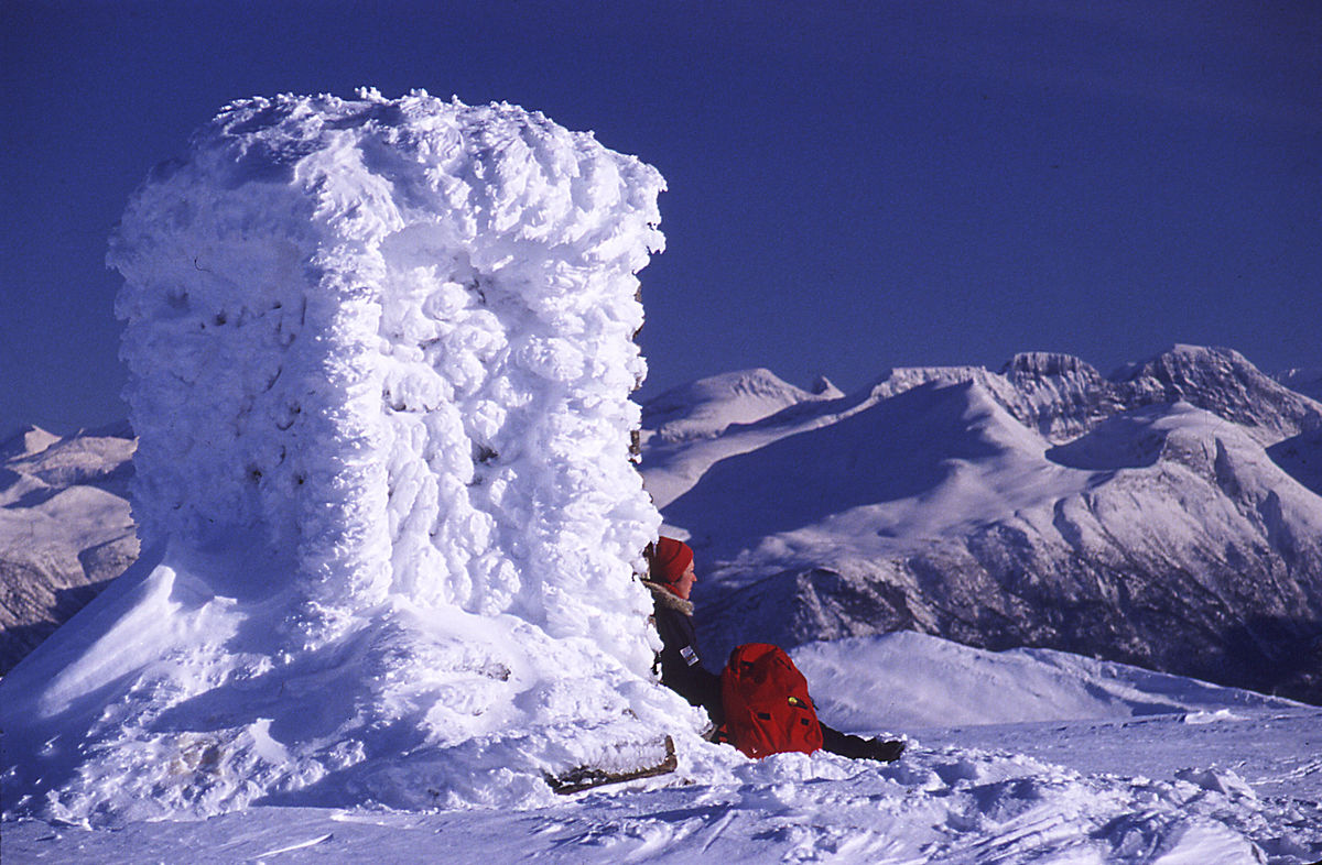 Topptur til Auskjeret/Ausekaret i Sykkylven (1203 moh)