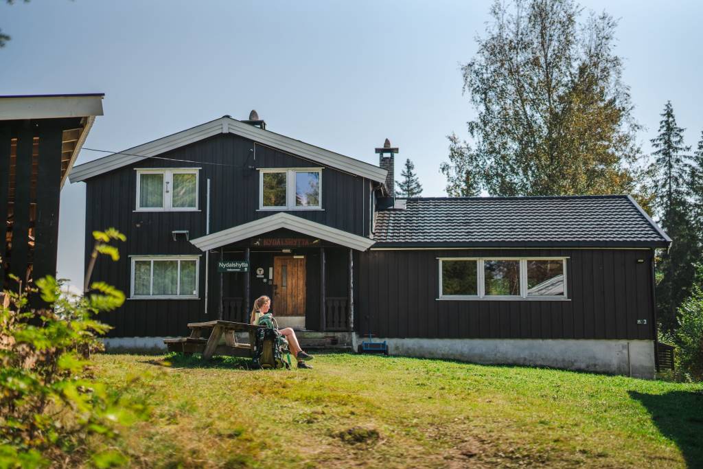 mainImage