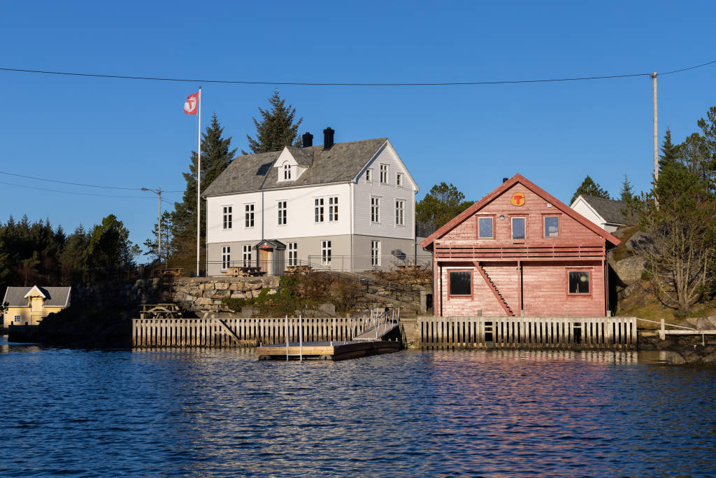 Rongevær kysthytte DNT Hyttebestilling