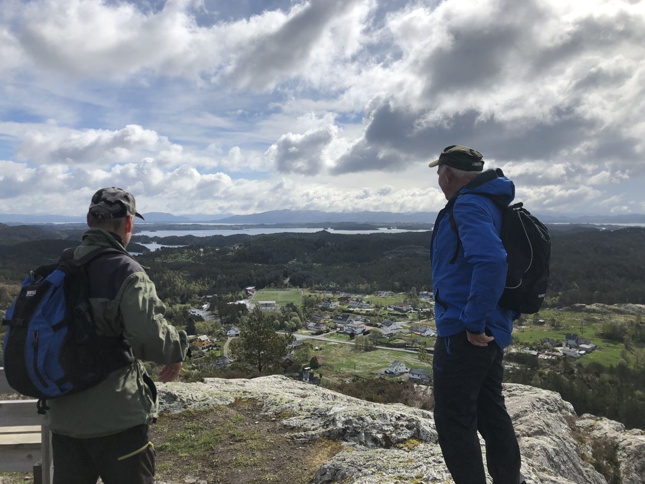 Våge, Hovda-Lyklingfjellet rundløype, Bømlo