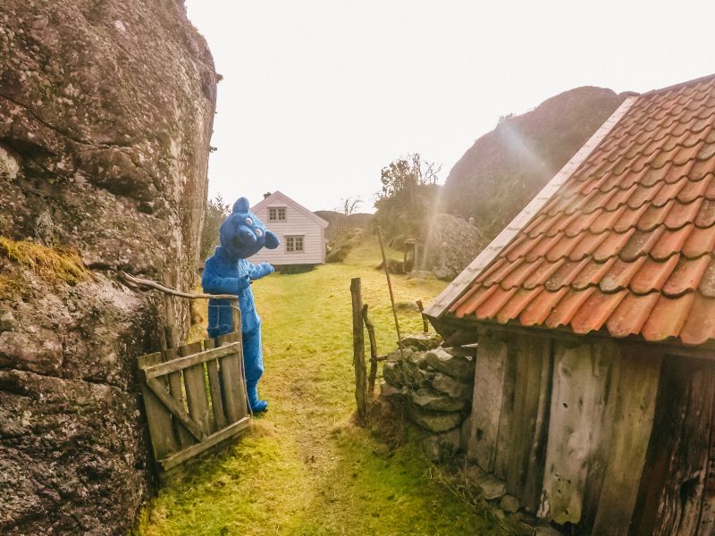 Råkeneset