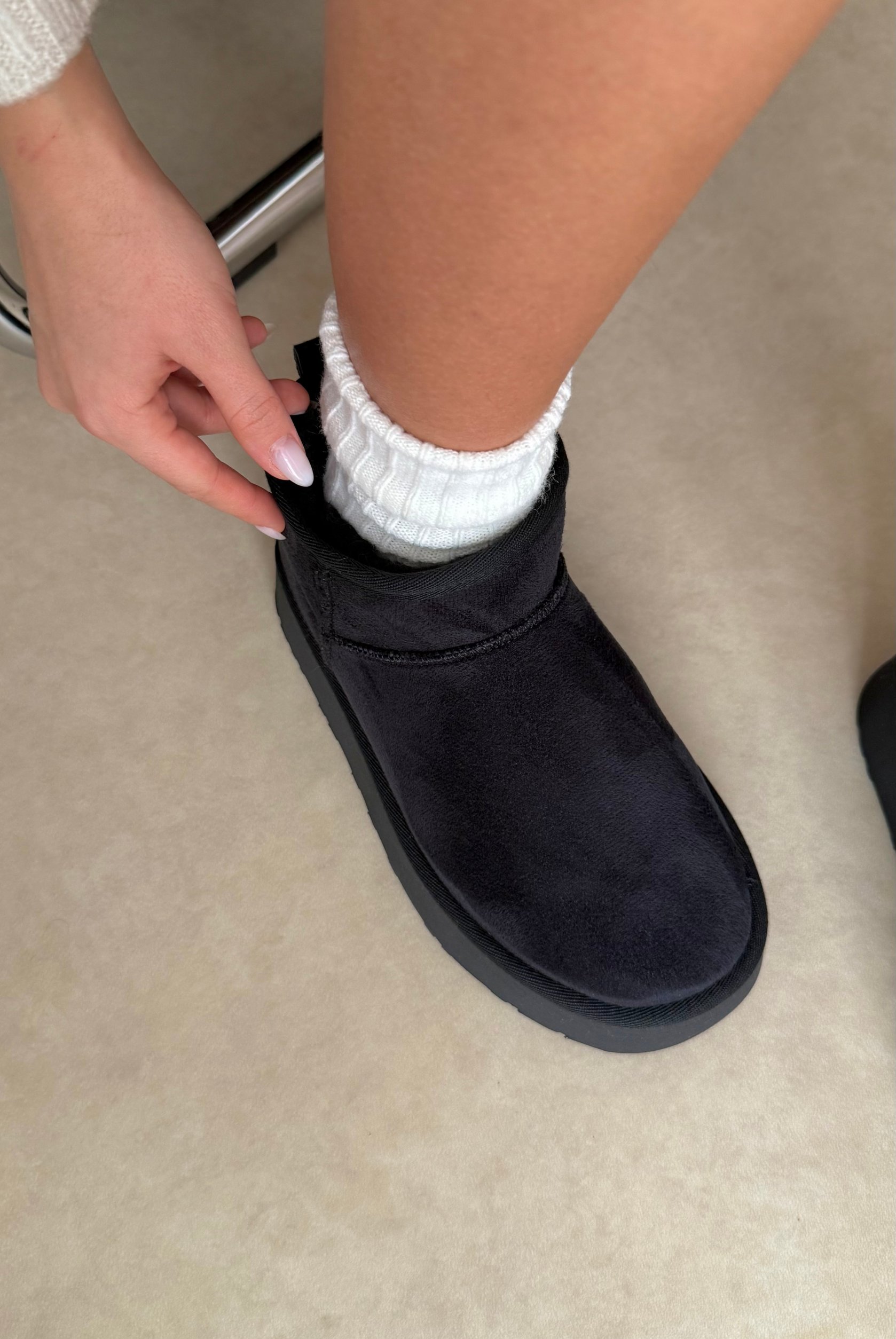 BOOT UGG