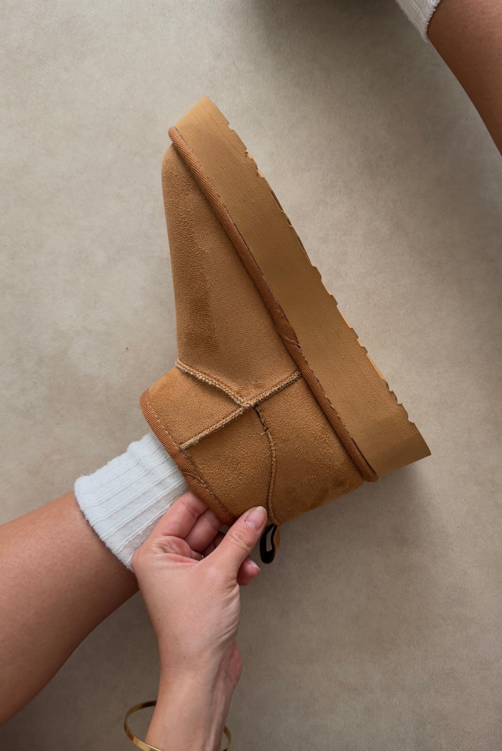 BOOT UGG