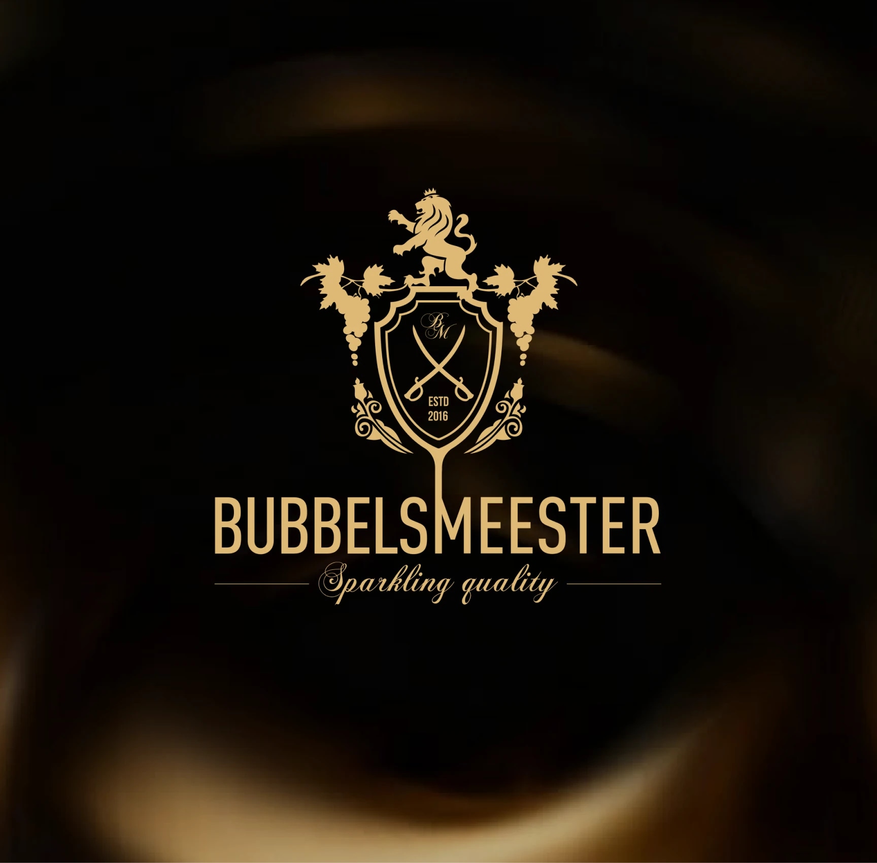 Bubbelsmeester crest logo in gold on a dark ground