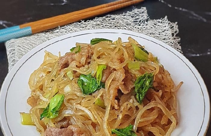 Resep  Mi Shirataki Goreng Pedas Favorit Bunda