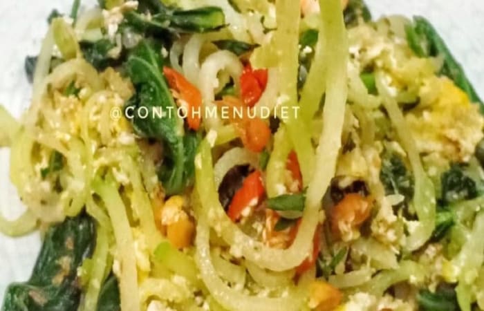 Resep Zoodles Zucchini Noodles Mi Tek Tek Zukini Tanpa Tepung Diet Sehat Paleo Udang Dengan Bahan Sederhana