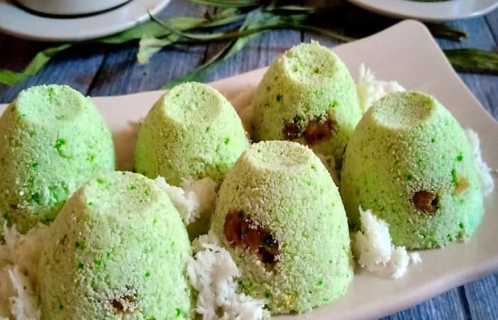 Resep Kue Putu Favorit Bunda