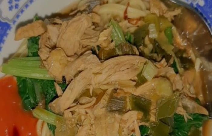 Resep Mie Ayam Enak Mudah dan Praktis Dihidangkan