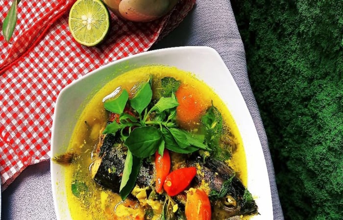 Resep  Ikan Kuah Kuning Khas Maluku Paling Mudah dan Enak