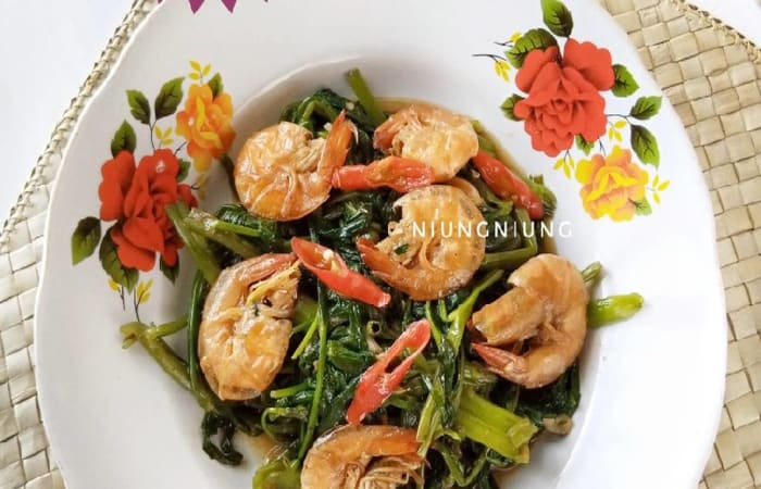 Resep Tumis Kangkung Udang Favorit Bunda