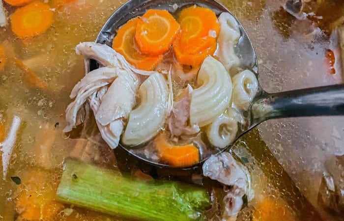 Resep Sup Ayam Ala Familya Favorit Bunda