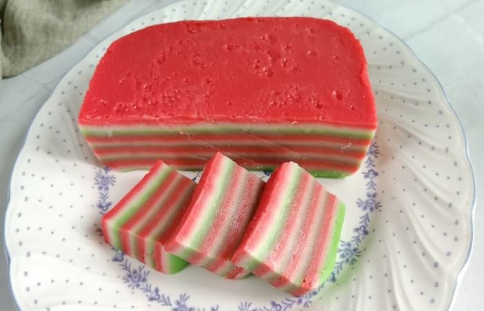 Resep Kue Lapis Beras Mudah dan Praktis Dihidangkan