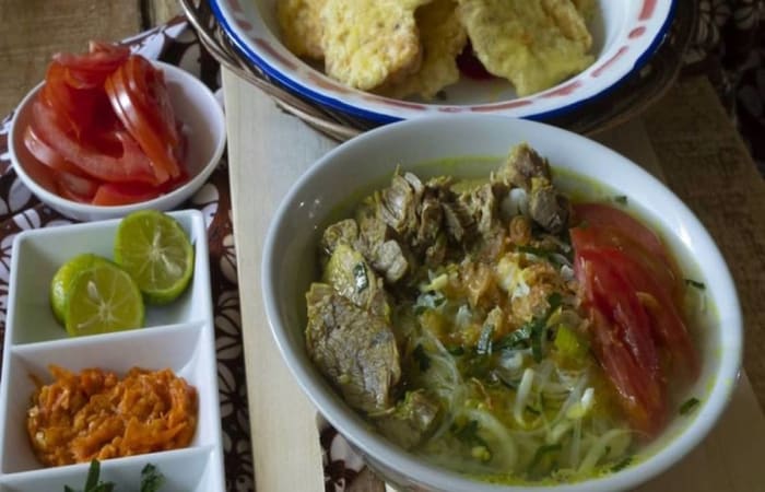Resep Soto Daging Bening Khas Yogya Paling Mudah dan Enak