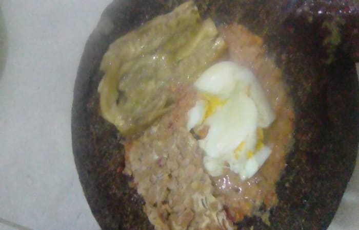 Resep Pecek Telur Tempe Terong Bumbu Kacang Dengan Bahan Sederhana