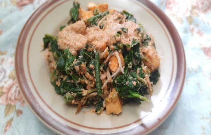 Resep Lotek Jogja Mudah dan Praktis Dihidangkan