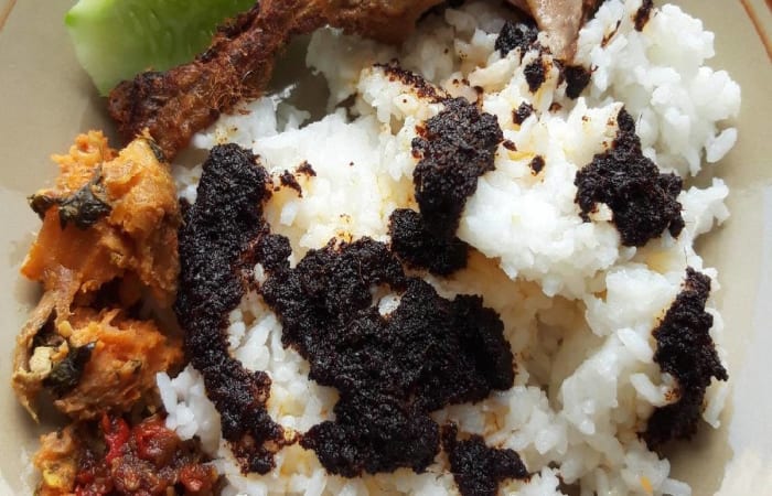 Resep Bebek Goreng Bumbu Hitam Ala Madura Rasanya Maknyus