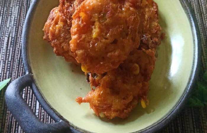 Resep Bakwan Jagung Paling Mudah dan Enak