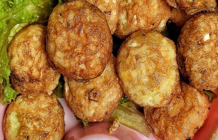 Resep Bola Nasi Goreng Buat Si Kecil Paling Mudah dan Enak