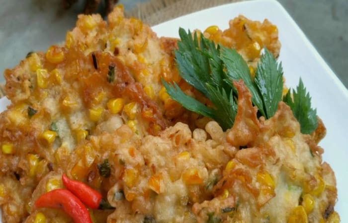 Resep Dadar Jagung Ala Menado Favorit Bunda