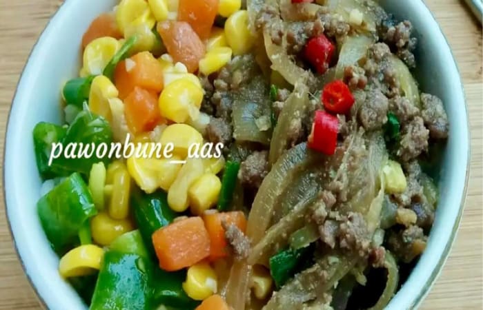 Resep Japanese Beef With Rice Mudah dan Praktis Dihidangkan