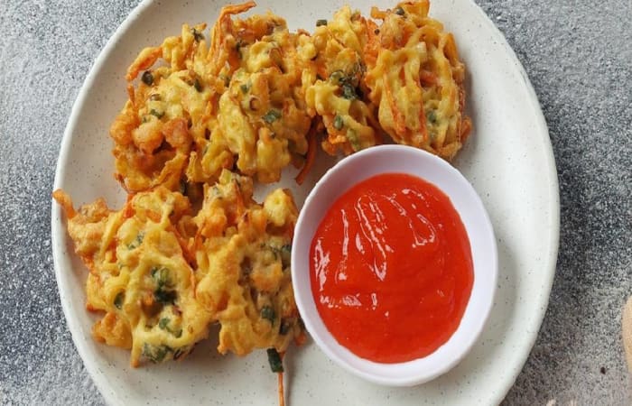 Resep Bakwan Mie Rasanya Maknyus