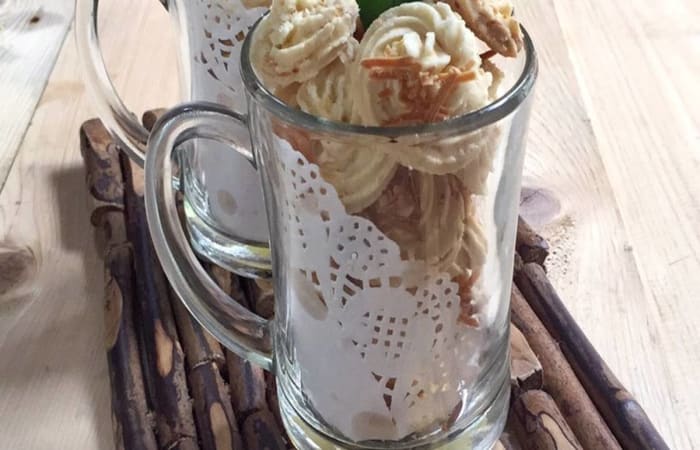 Resep Kue Semprit Sagu Keju Paling Mudah dan Enak