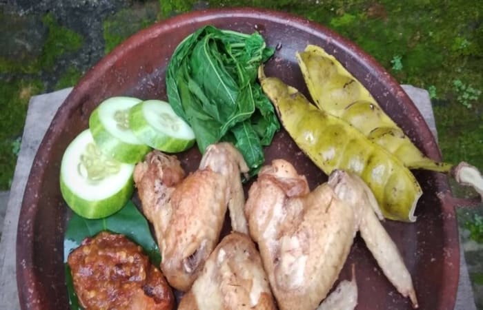 Resep Ayam Pop Khas Sumatera Barat Dengan Bahan Sederhana