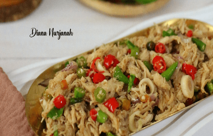 Resep Ayam Suwir Sambal Matah Paling Mudah dan Enak