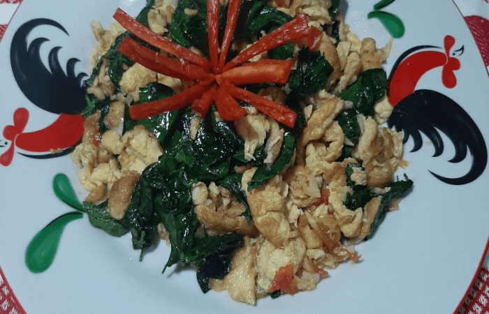 Resep Telur Tomat Daun Katuk Dengan Bahan Sederhana