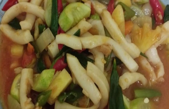 Resep Cumi Asam Pedas Manis Paling Praktis dan Simple