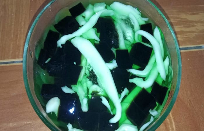Resep Es Kelapa Cincau Pandan Paling Mudah dan Enak