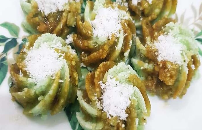 Resep Kue Putu Simpel Dijamin Nikmat dan Mudah