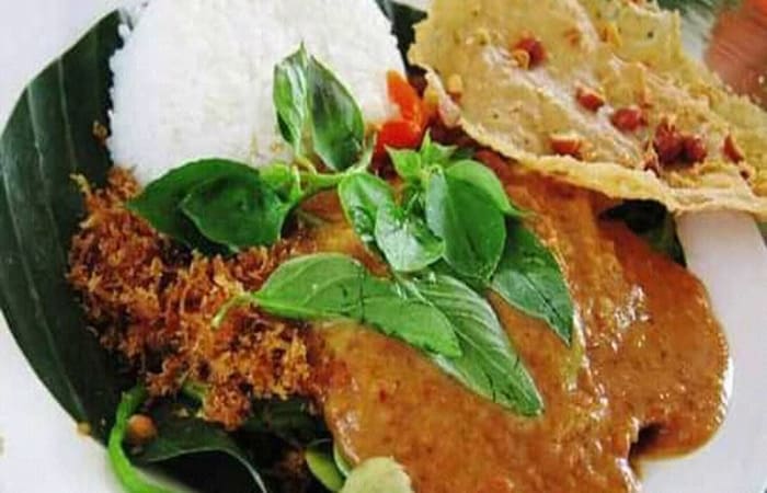 Resep Nasi Pecel Madiun Rasanya Maknyus