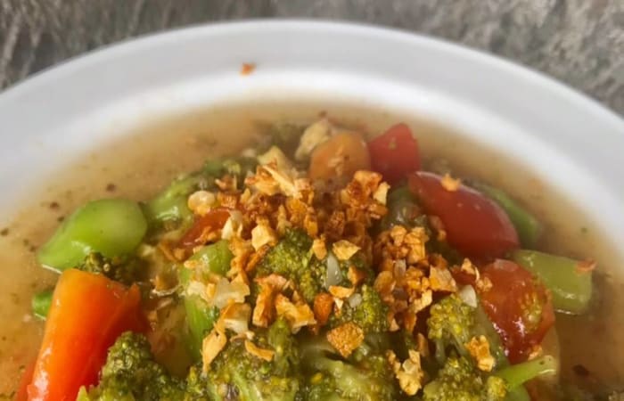 Resep Tim Telur Brokoli Saus Tiram Rasanya Maknyus