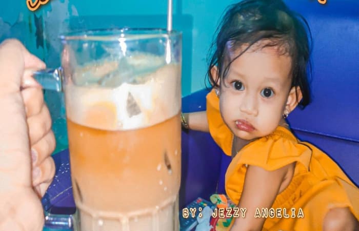 Resep Ice Coffee With Evaporasi Milk Mudah dan Praktis Dihidangkan