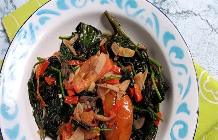 Resep Tumis Daun Ubi Sambal Embe Paling Praktis dan Simple