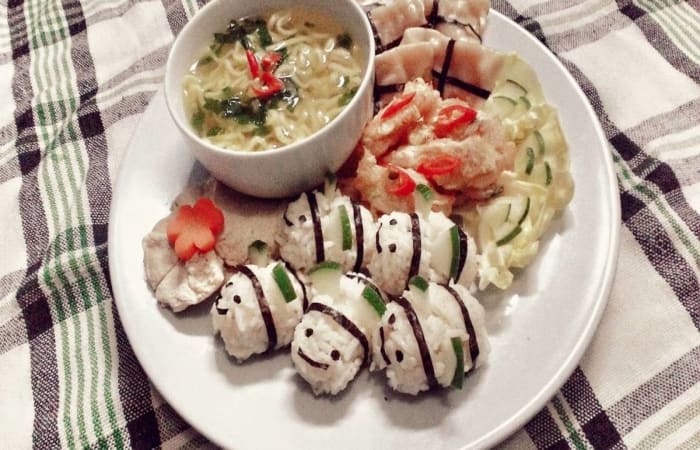 Resep Kyaraben Mie Kuah Dan Nasi Kelinci Favorit Bunda