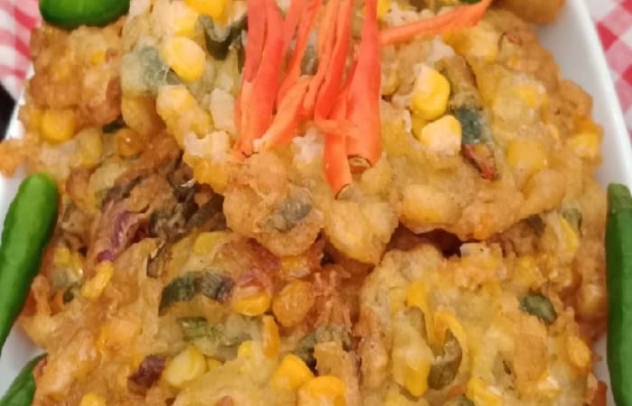 Resep Bakwan Jagung Mudah dan Praktis Dihidangkan