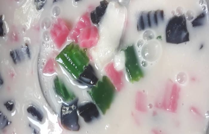 Resep Es Sirsak Manado Paling Mudah dan Enak