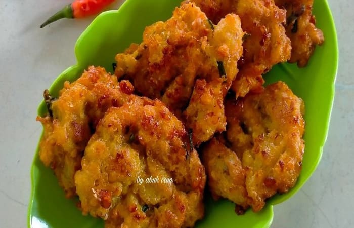 Resep Bakwan Jagung Kriuk Mudah dan Praktis Dihidangkan