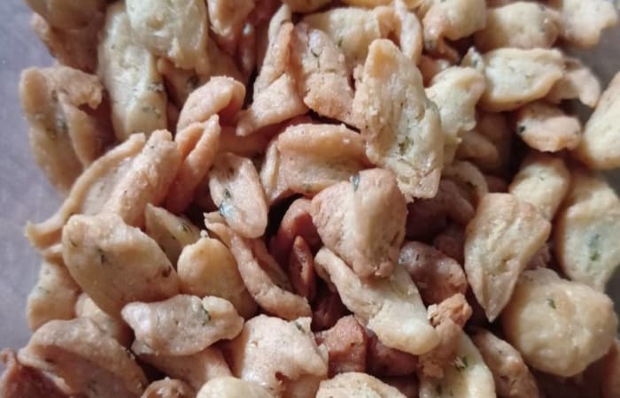 Resep Kue Bawang Gunting Mudah dan Praktis Dihidangkan