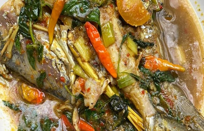 Resep Woku Ikan Tenggiri Mudah dan Praktis Dihidangkan
