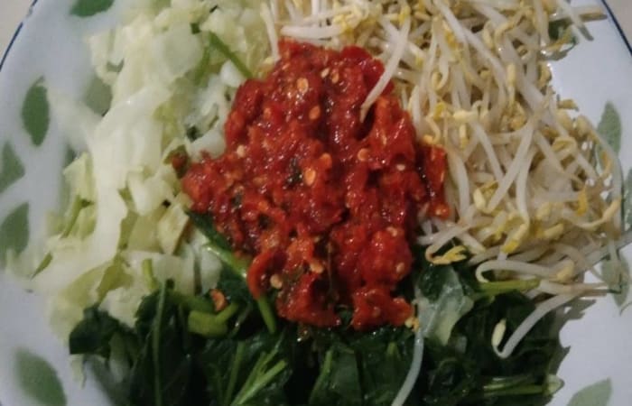 Resep Urap Sambal Korek Dengan Bahan Sederhana