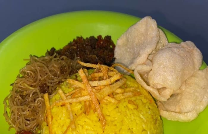 Resep 06) Nasi Kuning Manado Paling Mudah dan Enak