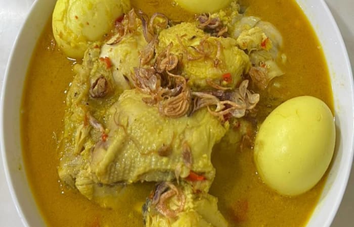 Resep Opor Ayam Telur Paling Mudah dan Enak