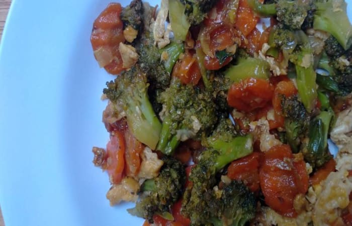 Resep Tumis Brokoli Saos Tiram Favorit Bunda