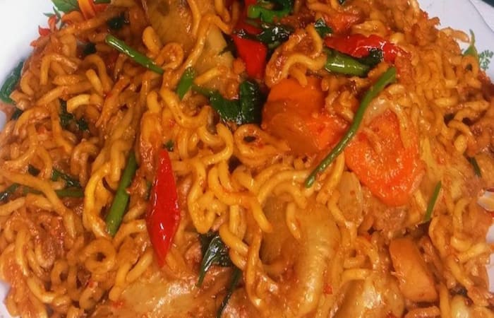 Resep Tumis Mie Goreng Sosis Ayam Simpel Paling Praktis dan Simple