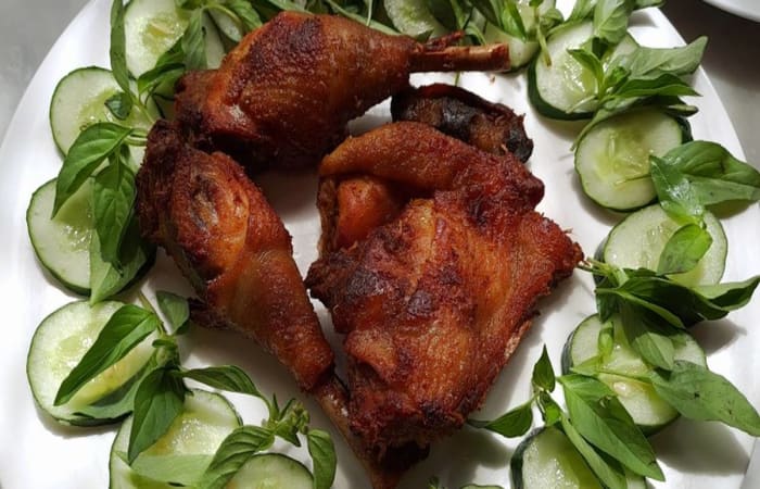 Resep Ayam Goreng Kampung (ungkep Bumbu Ala Bebek Sinjay Madura) Dengan Bahan Sederhana