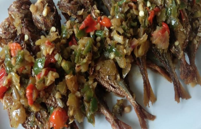 Resep Ikan Selar Cabe Ijo Rasanya Maknyus